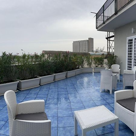 לינה וארוחת בוקר טורה אנונציאטה Casa Emy מראה חיצוני תמונה
