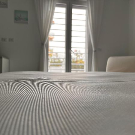 לינה וארוחת בוקר טורה אנונציאטה Casa Emy מראה חיצוני תמונה