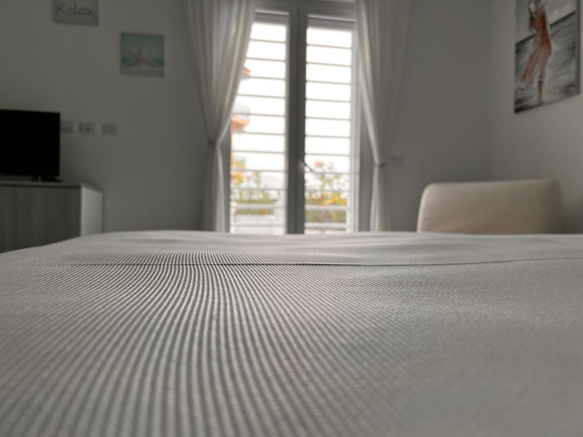 לינה וארוחת בוקר טורה אנונציאטה Casa Emy מראה חיצוני תמונה
