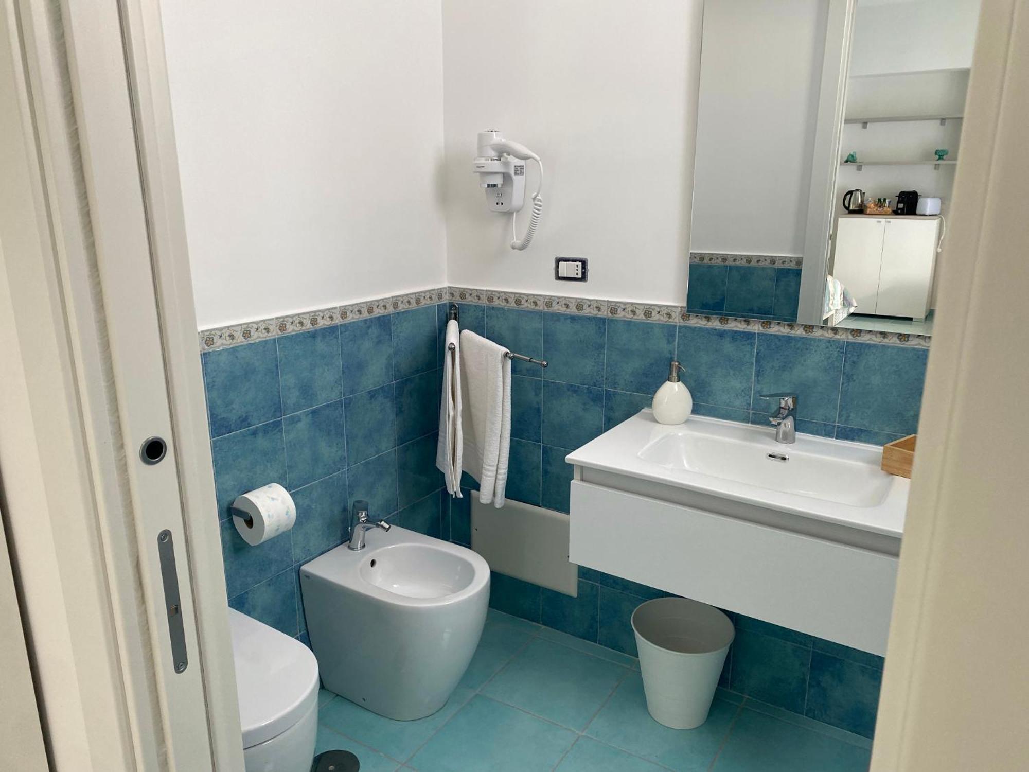 לינה וארוחת בוקר טורה אנונציאטה Casa Emy מראה חיצוני תמונה