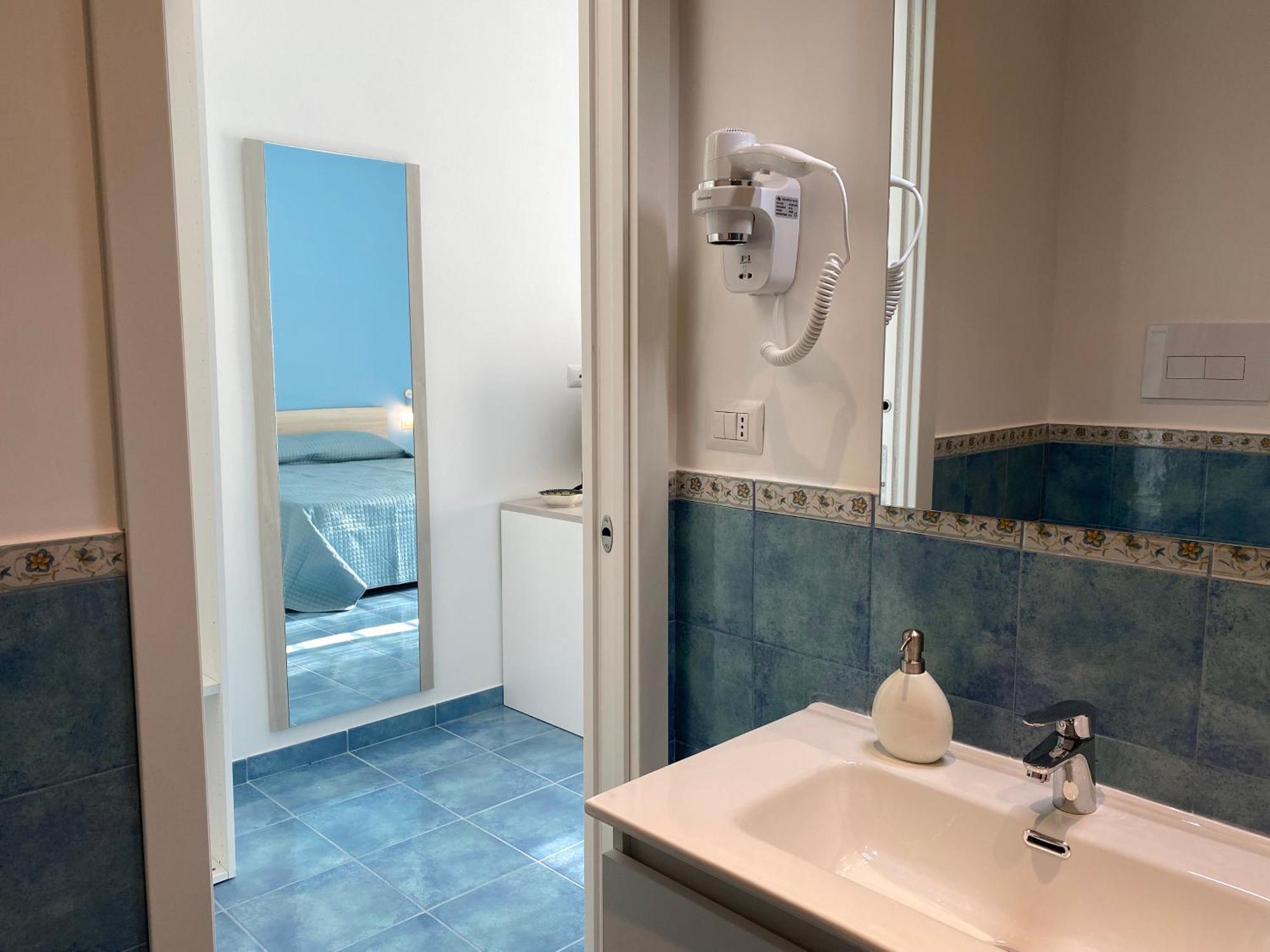 לינה וארוחת בוקר טורה אנונציאטה Casa Emy מראה חיצוני תמונה