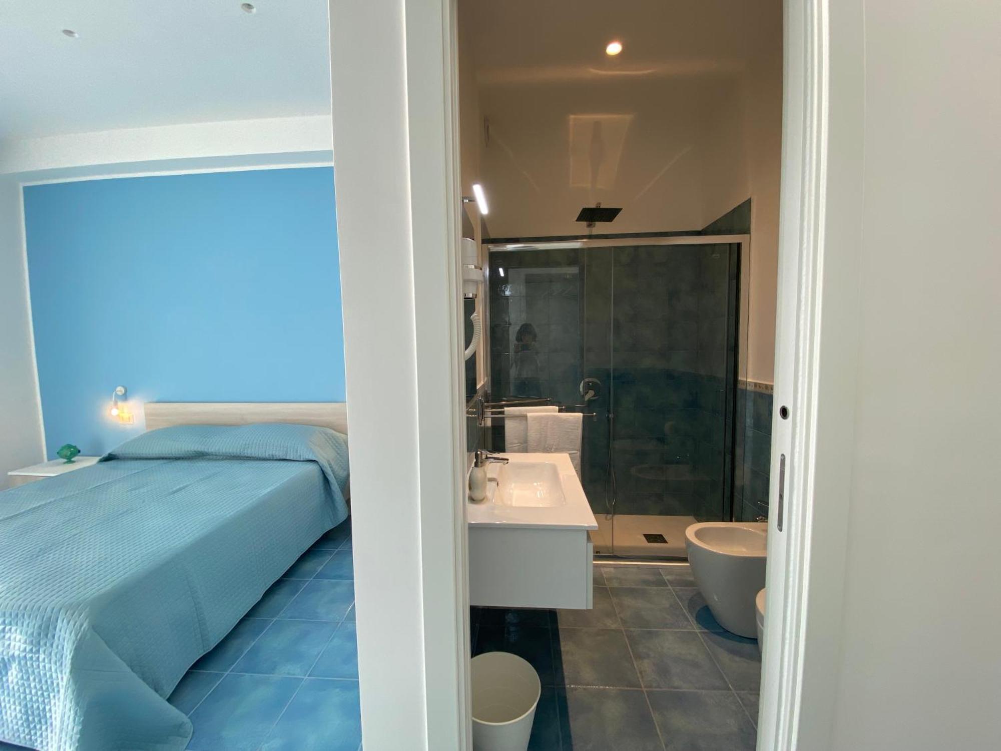 לינה וארוחת בוקר טורה אנונציאטה Casa Emy מראה חיצוני תמונה